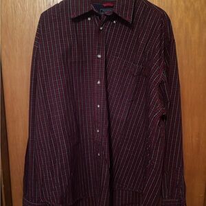 Wrangler Men's Red and Black Plaid Button Down Shirt